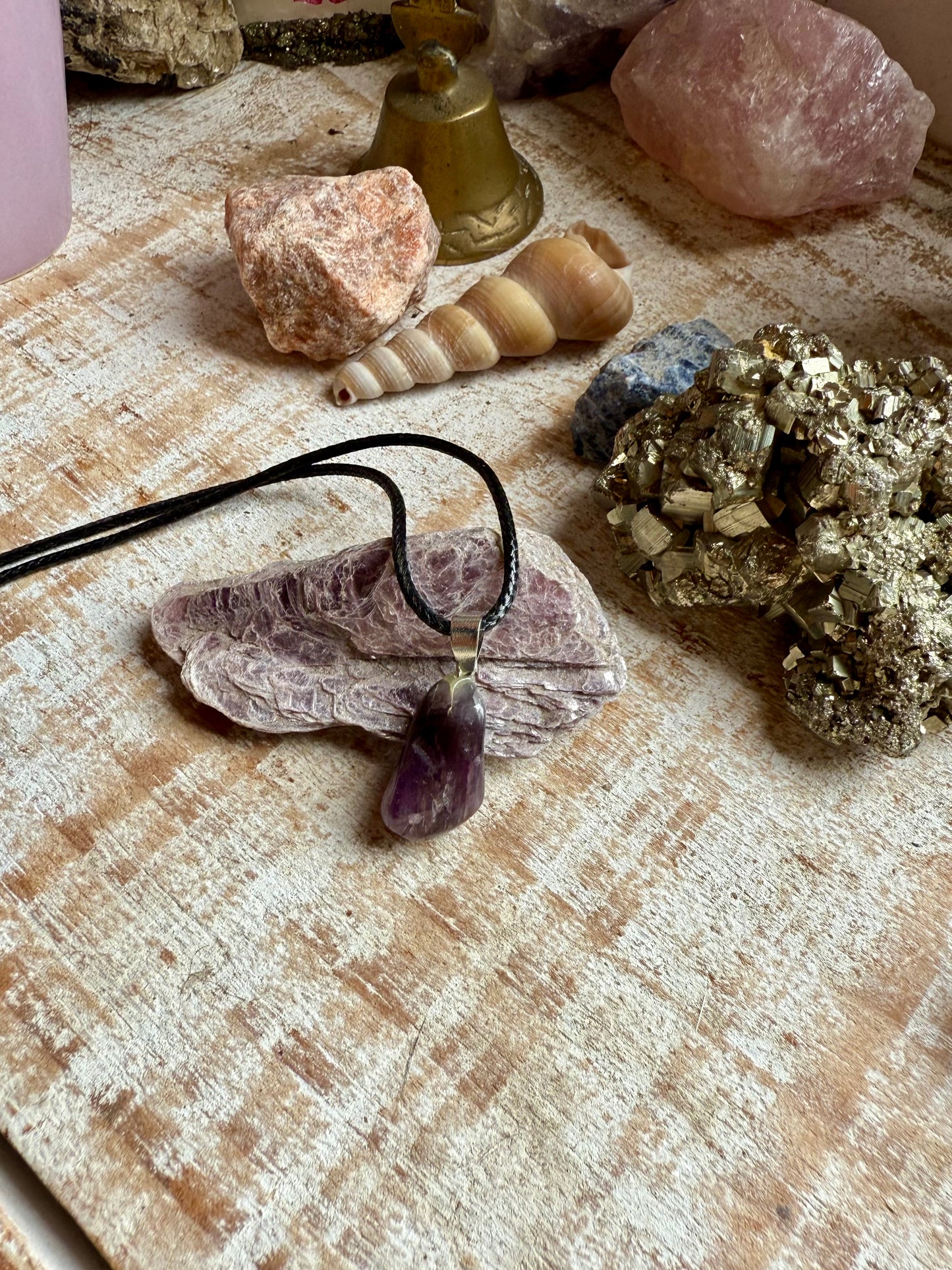 Collar de Amatista con Cordon