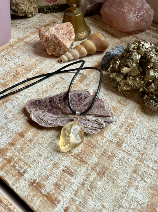 Collar de Citrino con cordon