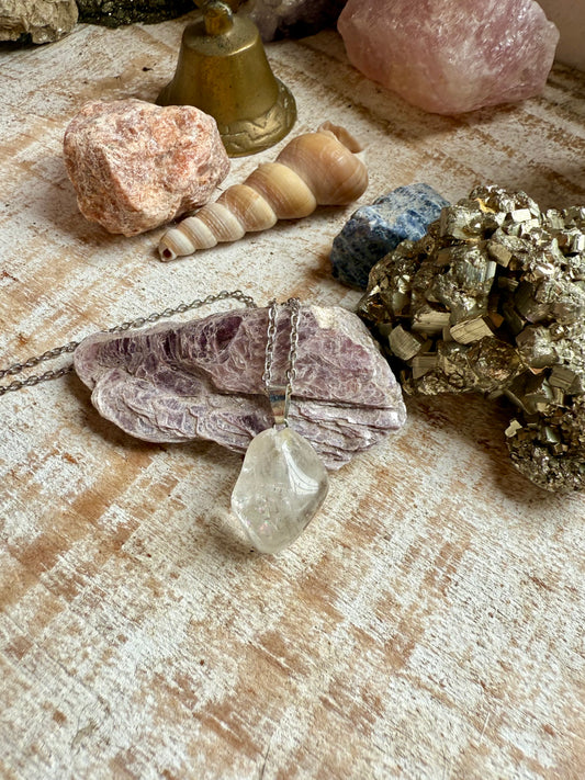 Collar de Cuarzo Cristal con cadena fina