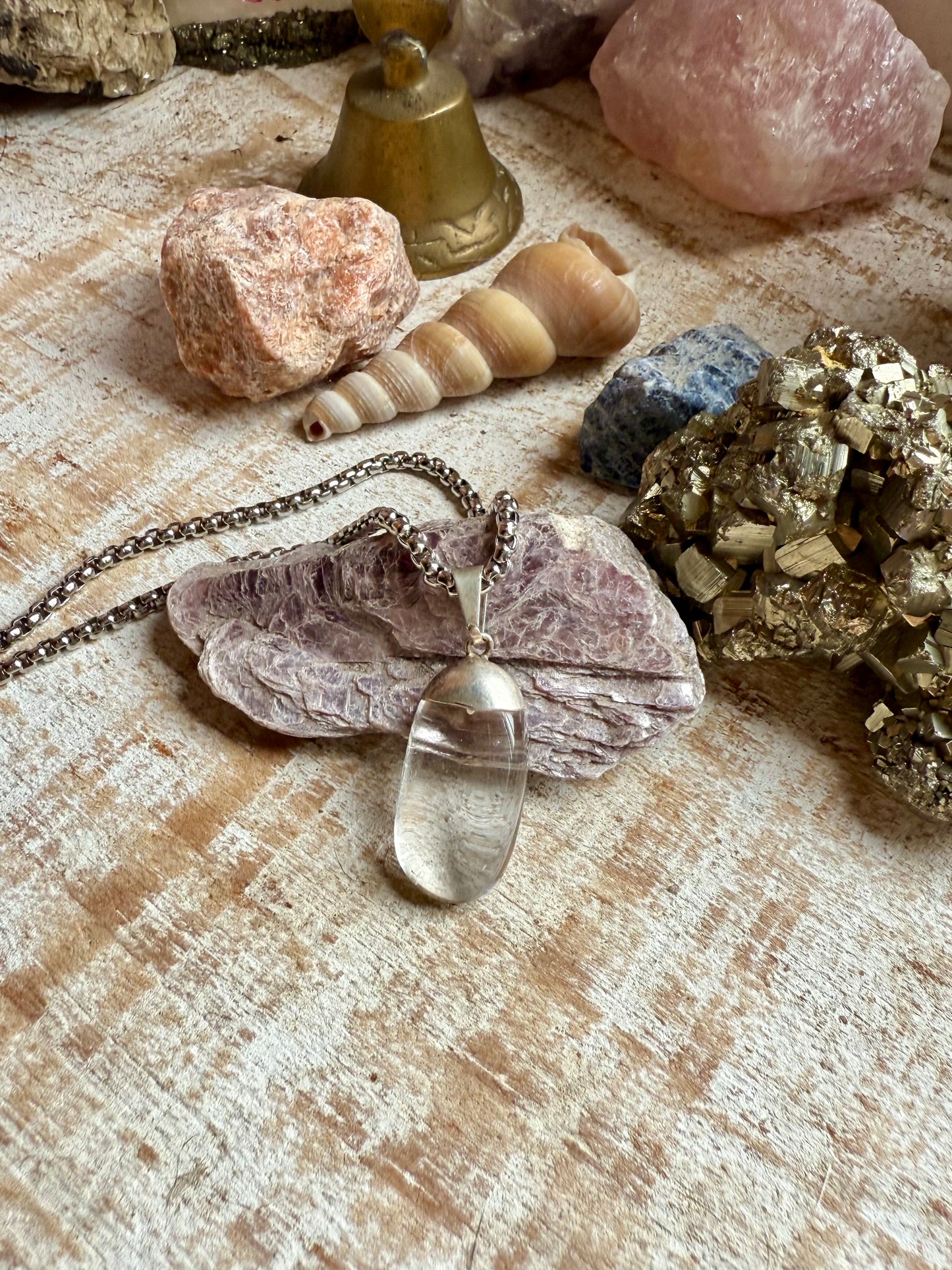 Collar de Cuarzo con cadena fina