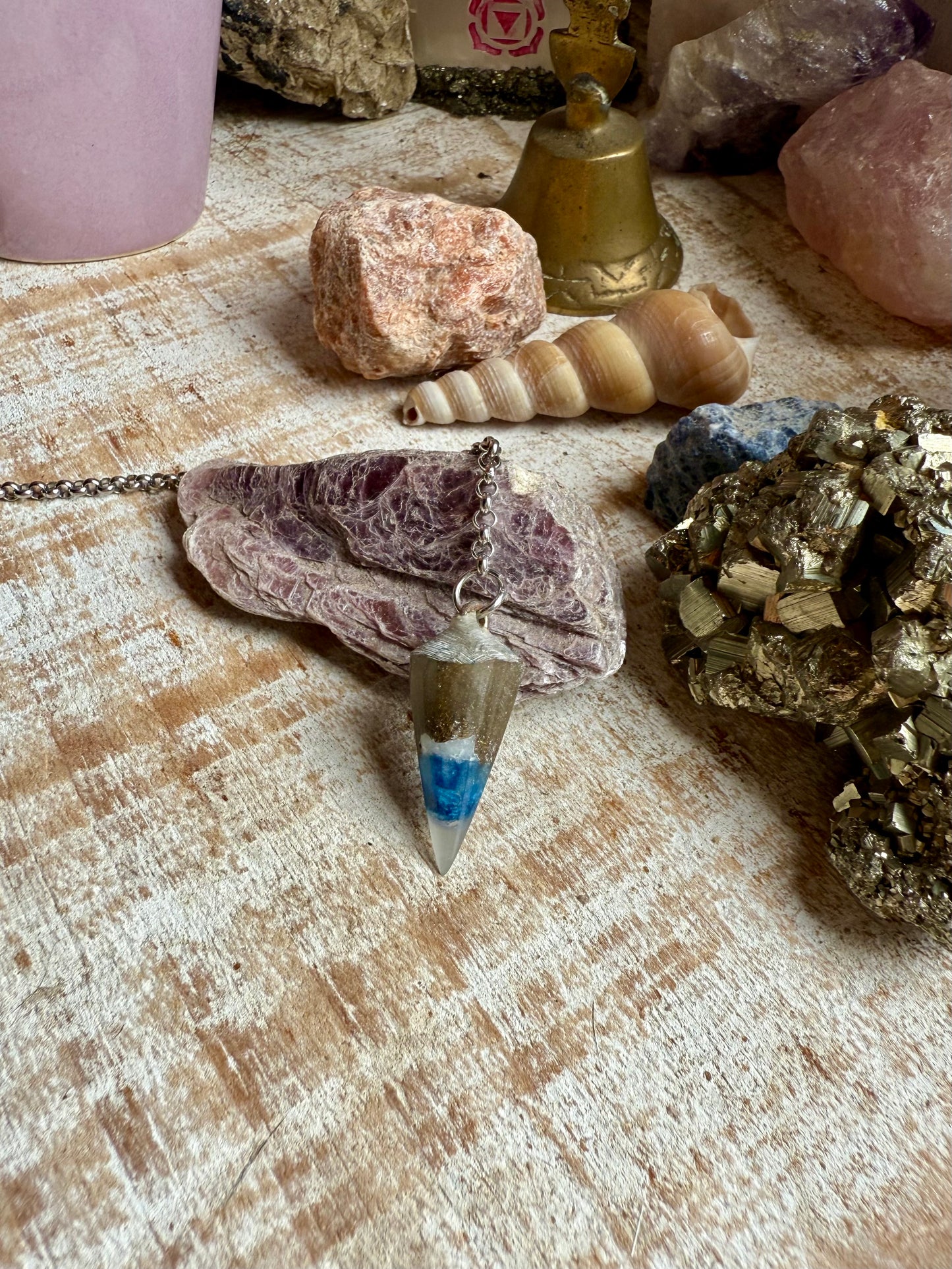 Pendulo de Orgonita con Sodalita