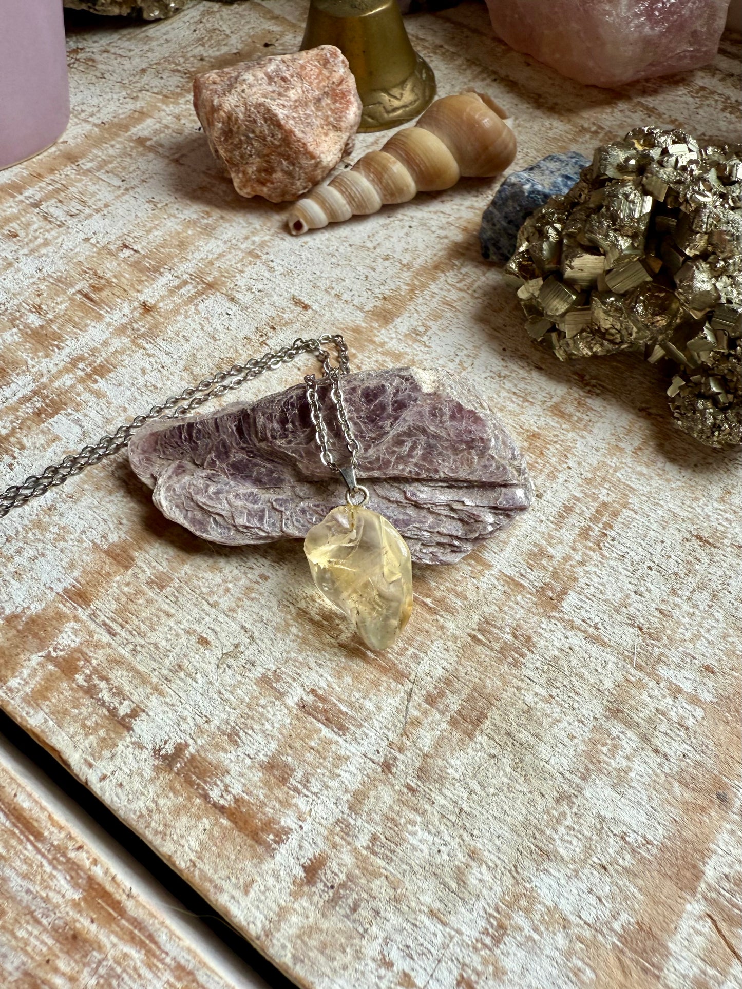 Collar de Citrino con cadena fina