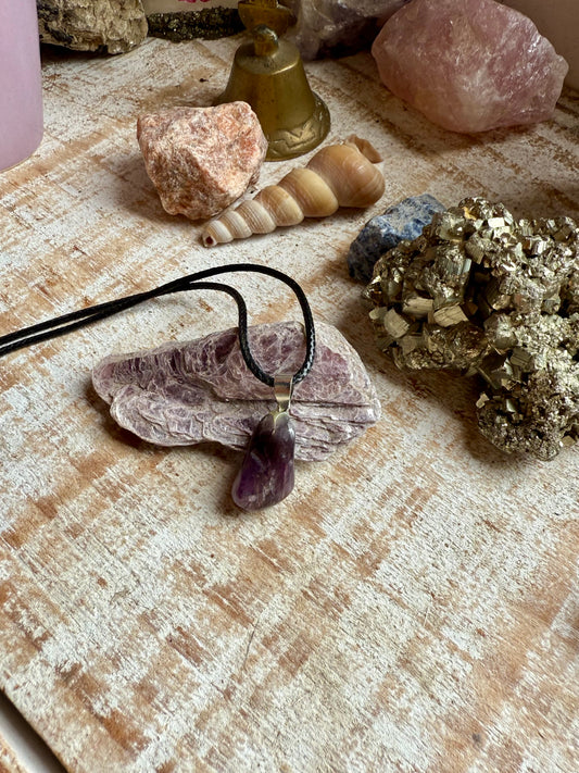 Collar de Amatista con Cordon