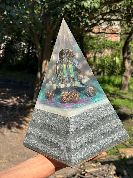 Piramide Nubian GIGANTE!! XL
